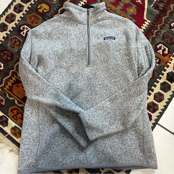 Patagonia Sweaters - Patagonia half zip better sweater women size XL